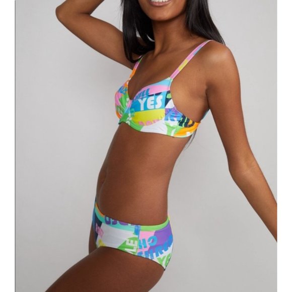 NEW NWT Cynthia Rowley Lola Good Vibes Graphic Bikini Top Bra Bralette Medium - Picture 14 of 15